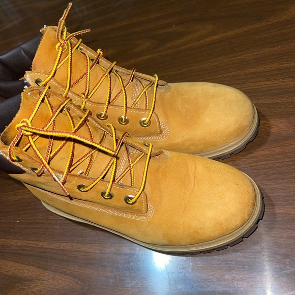 Timberlands - Picture 2 of 5